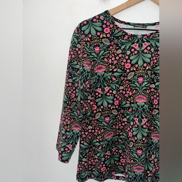 J.MCLAUGHLIN Manor Floral Signature Tee Size Large - Picture 8 of 10